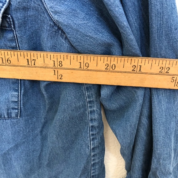 Women's GAP Button Down Chambray Shirt Sz Large L - Picture 8 of 12